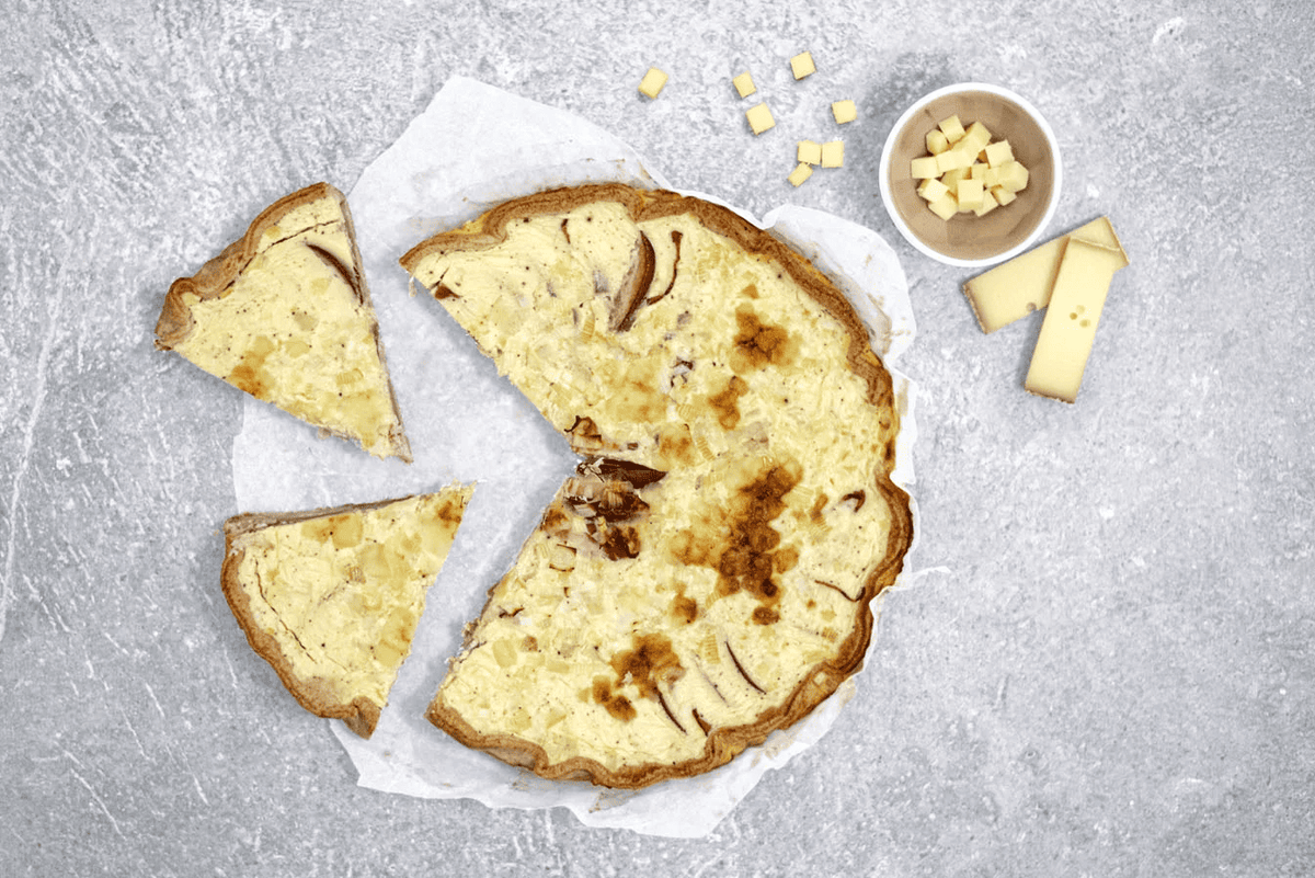 Birnen-Speck-Quiche mit Käse