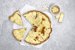 Birnen-Speck-Quiche mit Käse