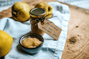 Eingemachter Quittensenf mit Käse